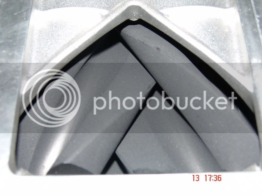 Supercharger003.jpg Supercharger003.jpg