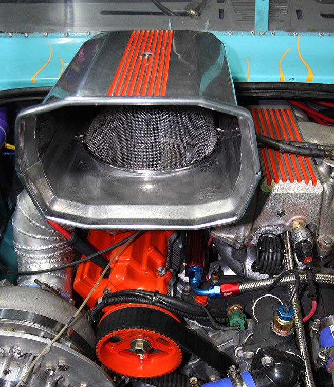 ScoopFrontView8816sm650.jpg